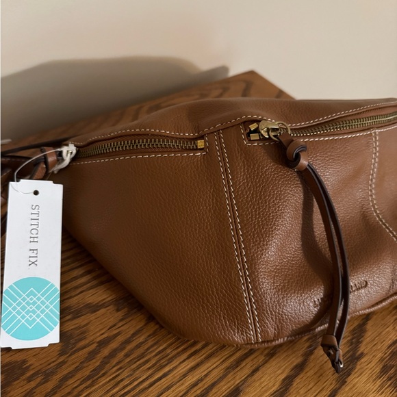 Lucky Brand Brown “Feyy” convertible crossbody/fanny pack leather bag NWT - Picture 5 of 8